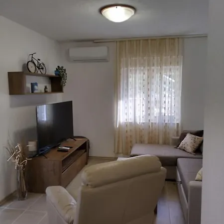 Milicevic * Gradac (Split-Dalmatia)